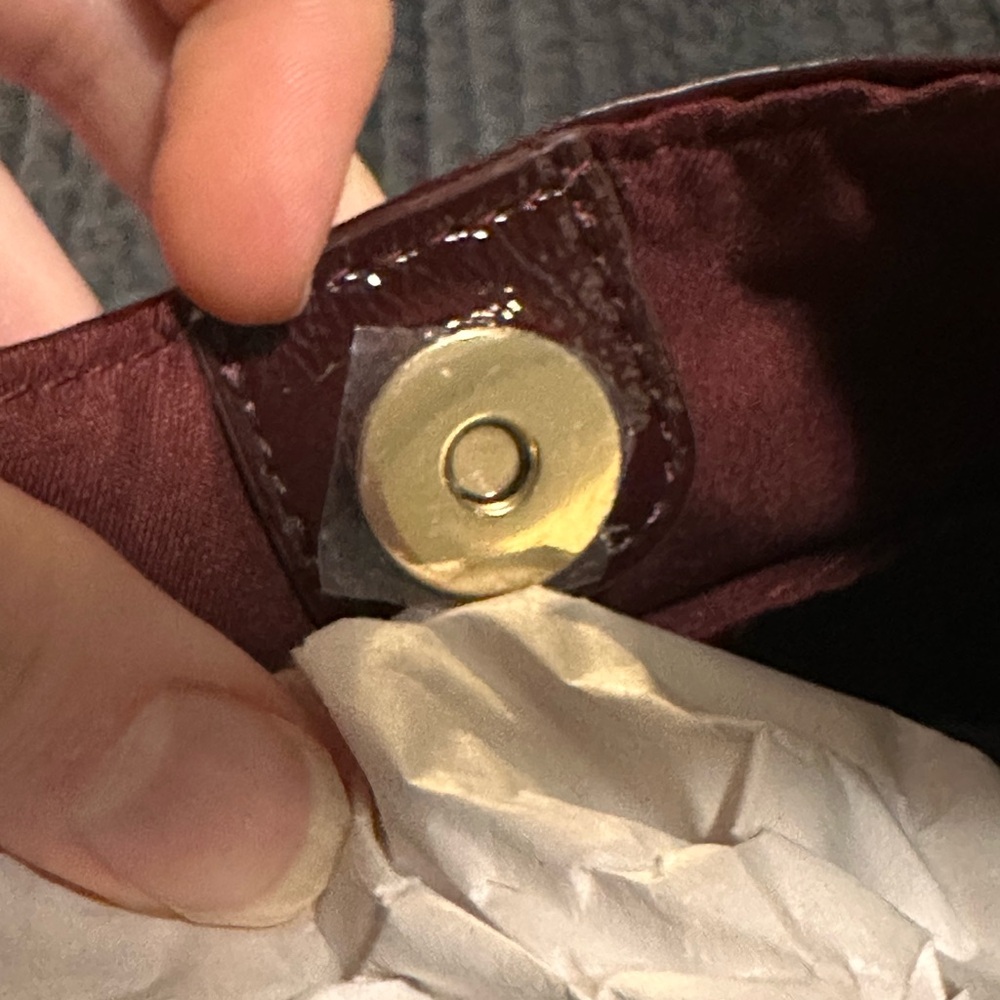 New Old Navy Glossy Burgundy Shoulder Bag - Picture 3 of 4